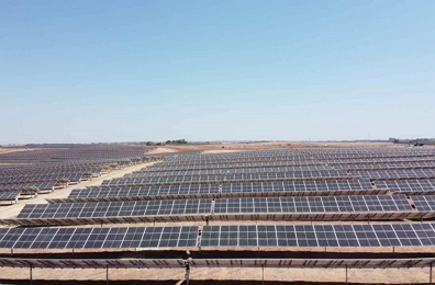 한화에너지가 Amarenco Solar Limited(아마렌코 솔라)에 매각한 50MW 태양광 발전소 전경 (스페인 남부 세비야 지역)